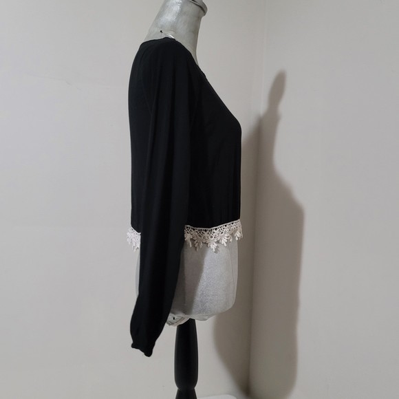 Forever 21 Long sleeve boho crop top crochet lace trim black & white S - Picture 3 of 10